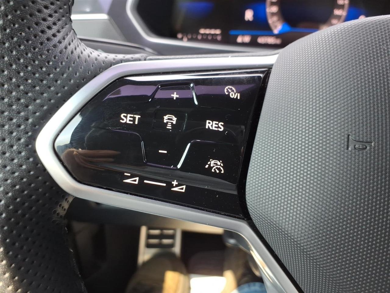 Volkswagen Tiguan  2024
