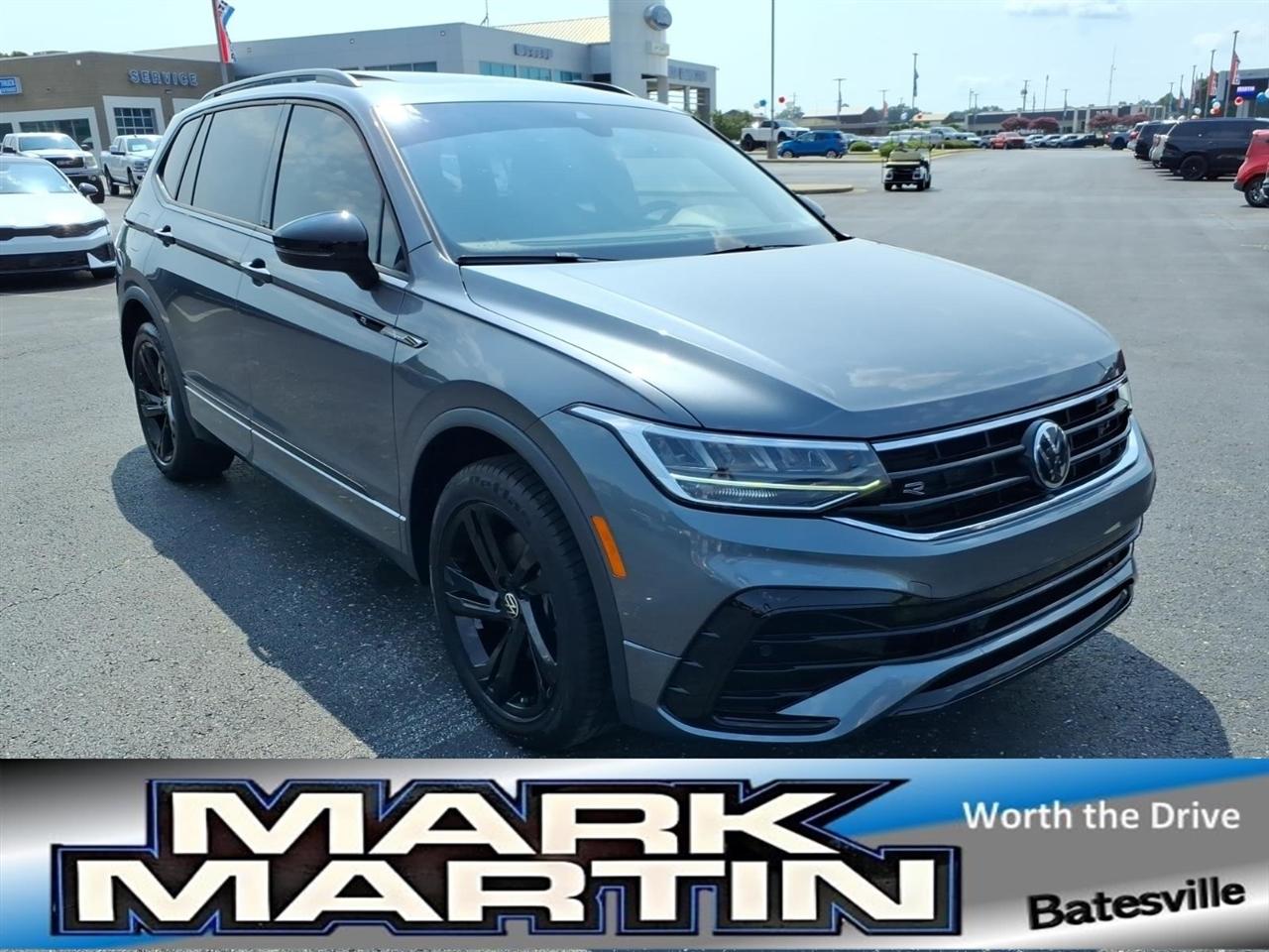 2024 Volkswagen Tiguan SE R-Line Black
