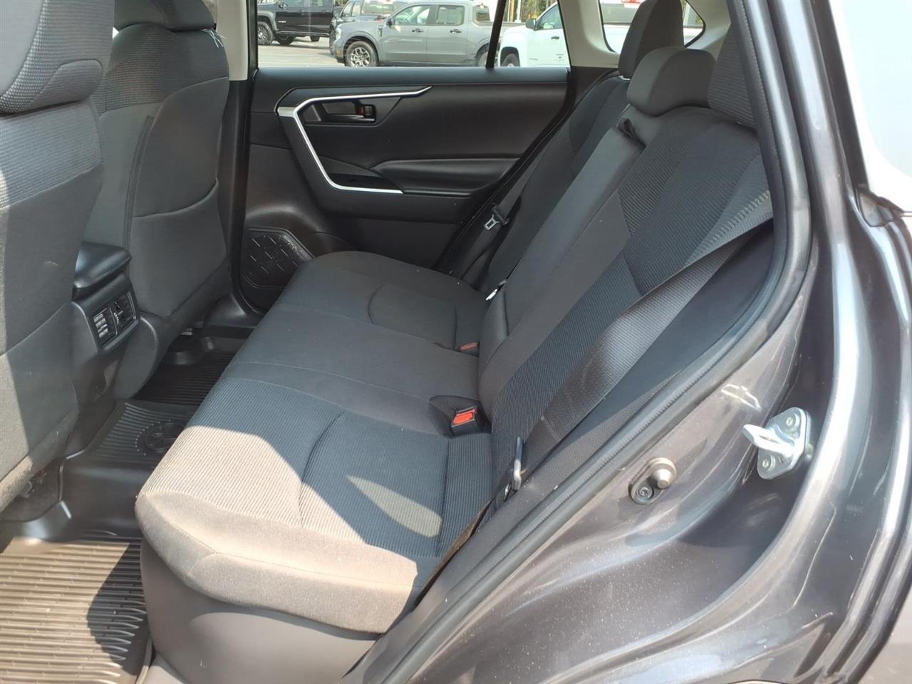 Toyota RAV4  2024