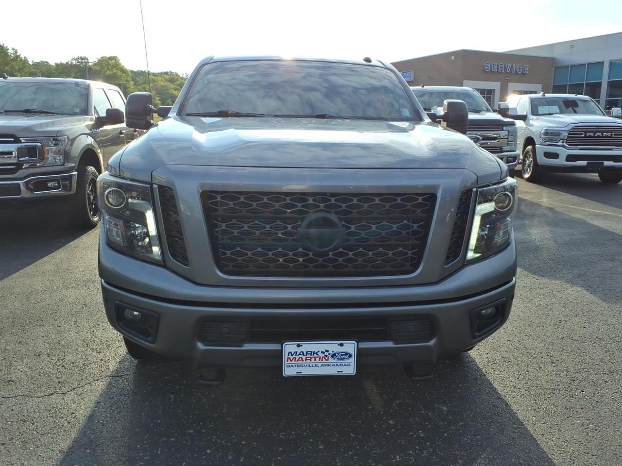 Nissan Titan XD  2019