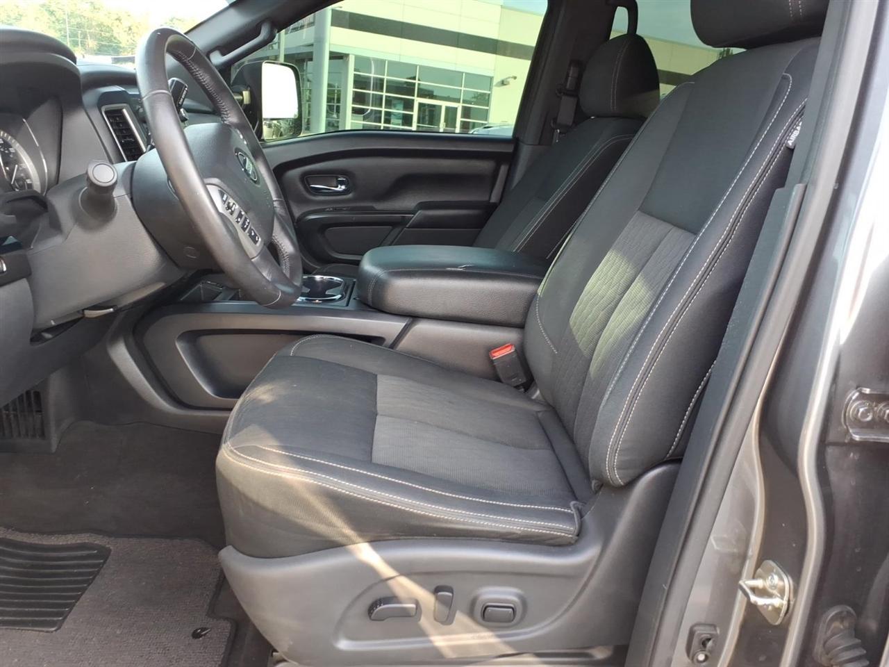 Nissan Titan XD  2019