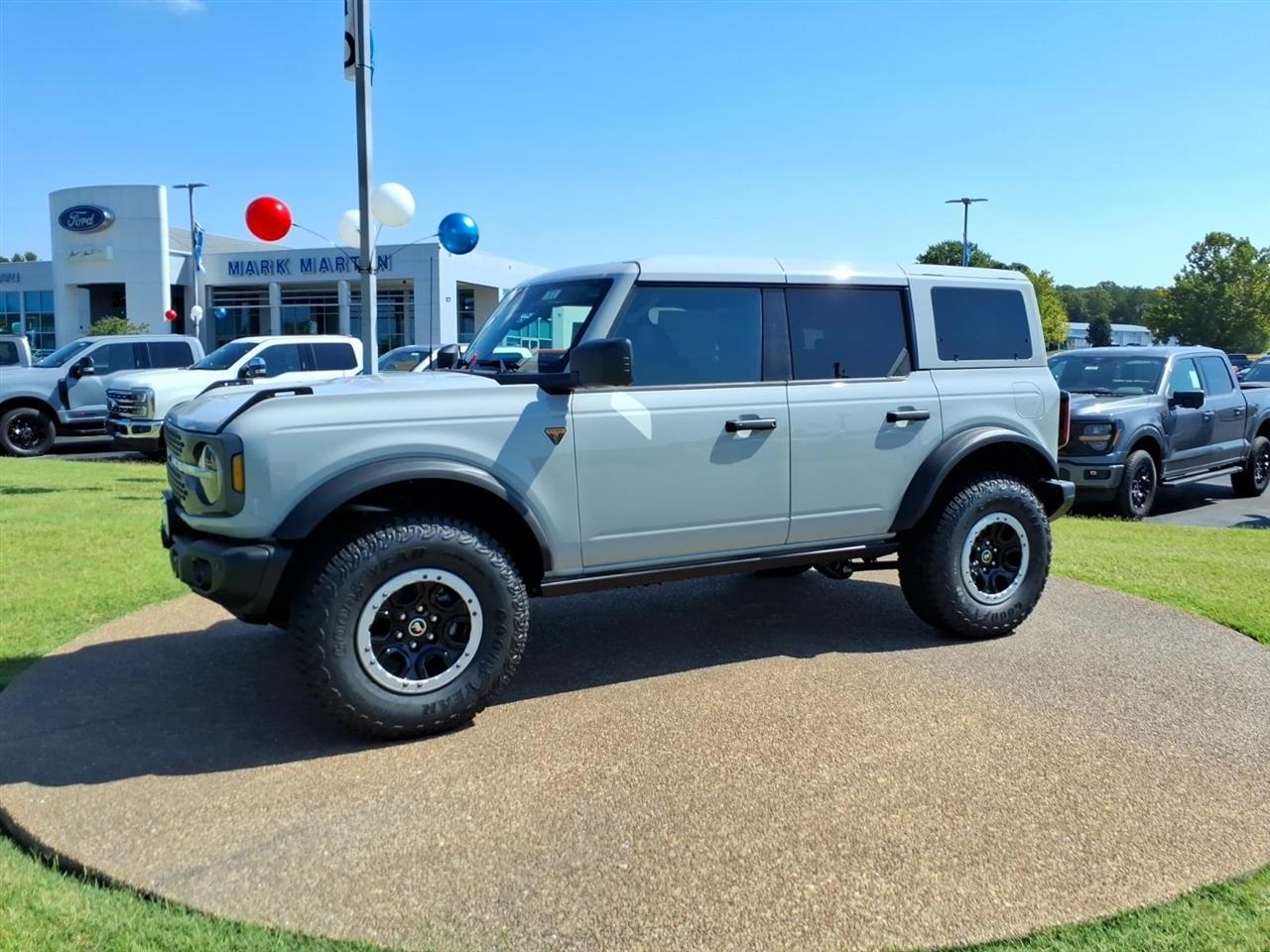 Ford Bronco  2026