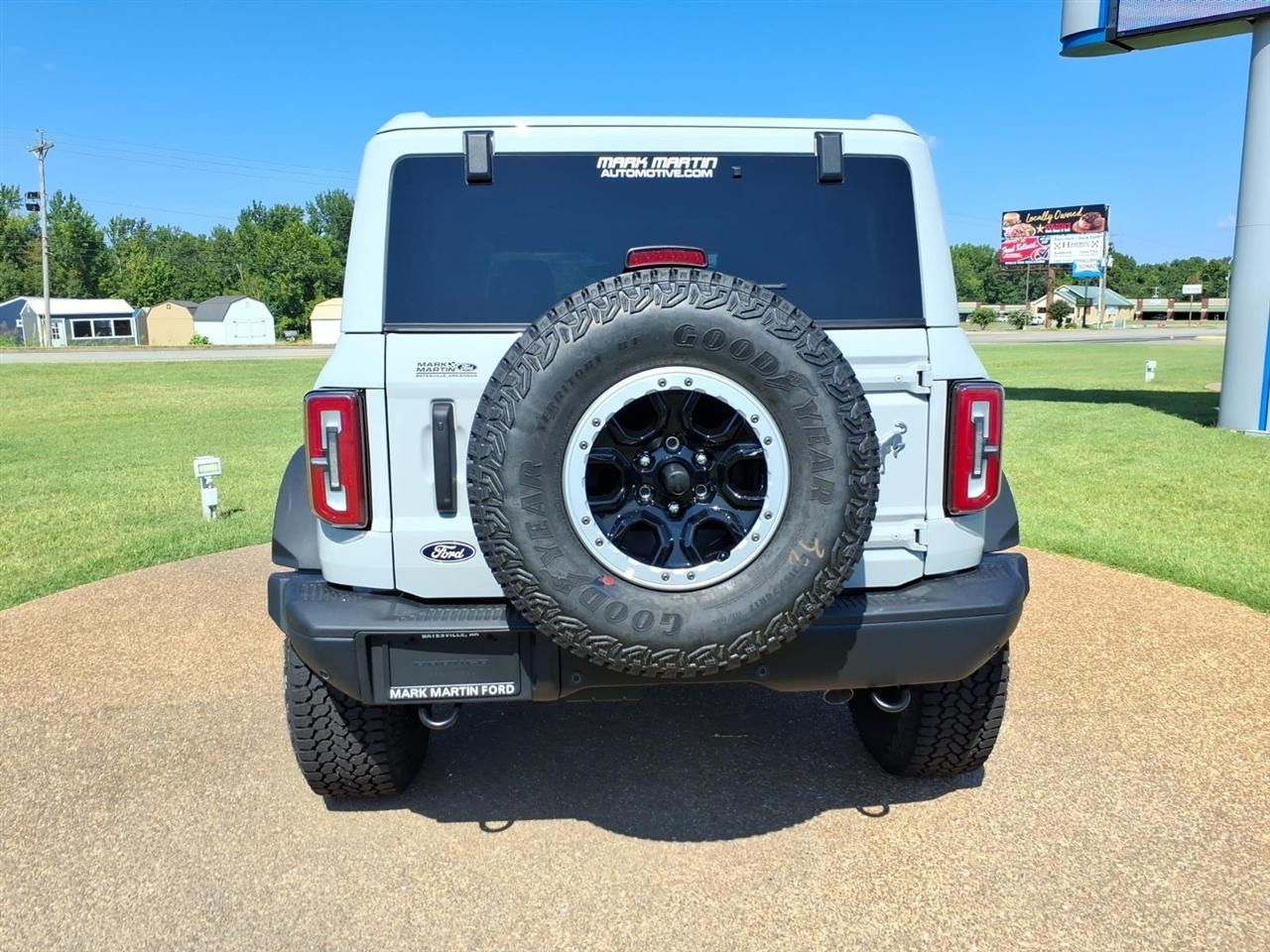 Ford Bronco  2026