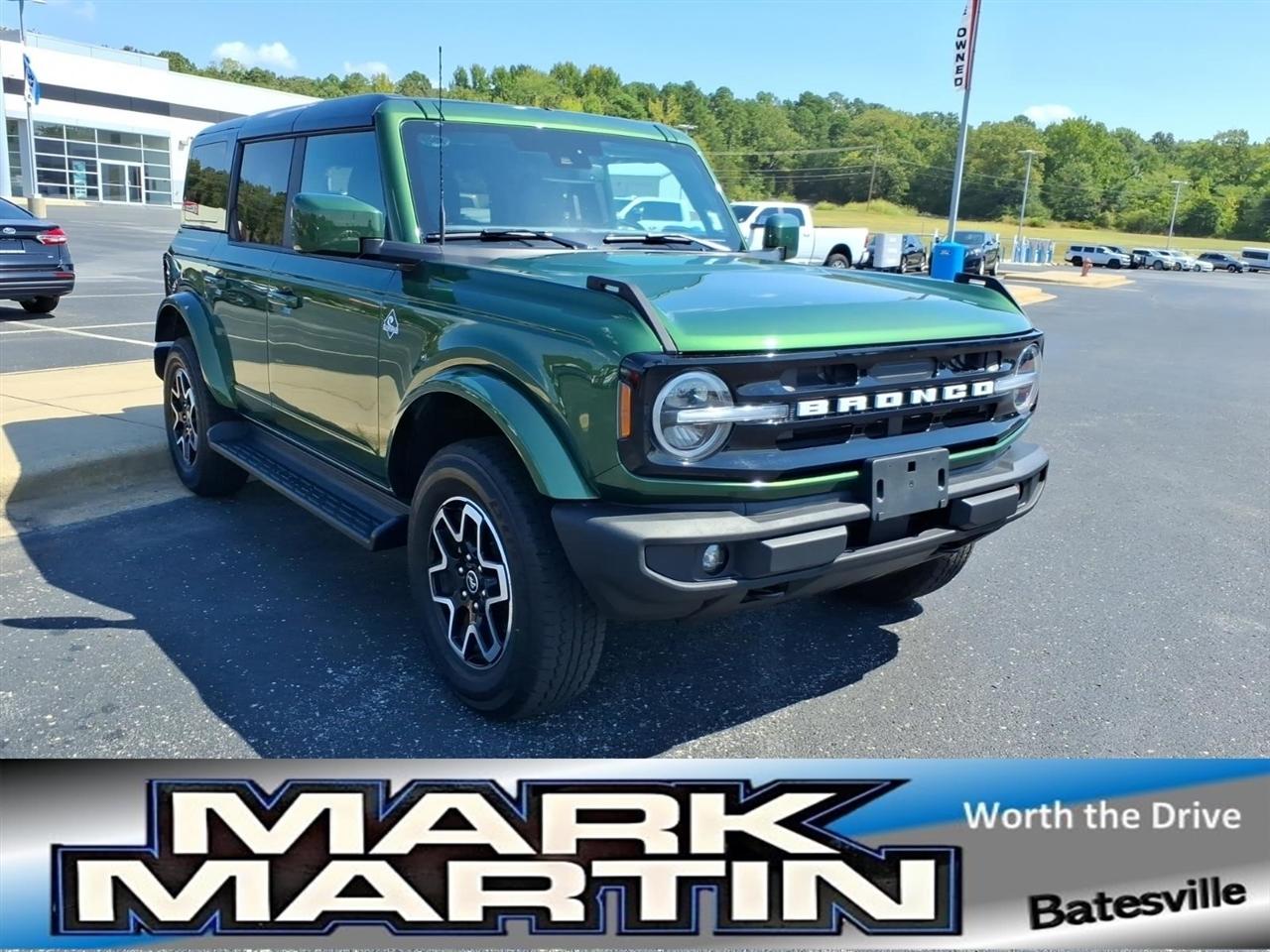 2025 Ford Bronco Outer Banks