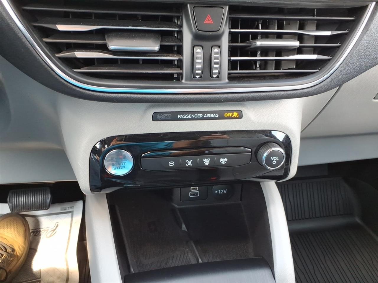 Ford Escape  2025