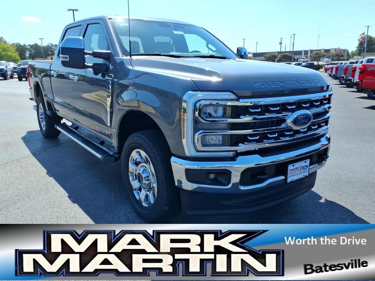 2026 Ford Super Duty F-250 SRW Lariat