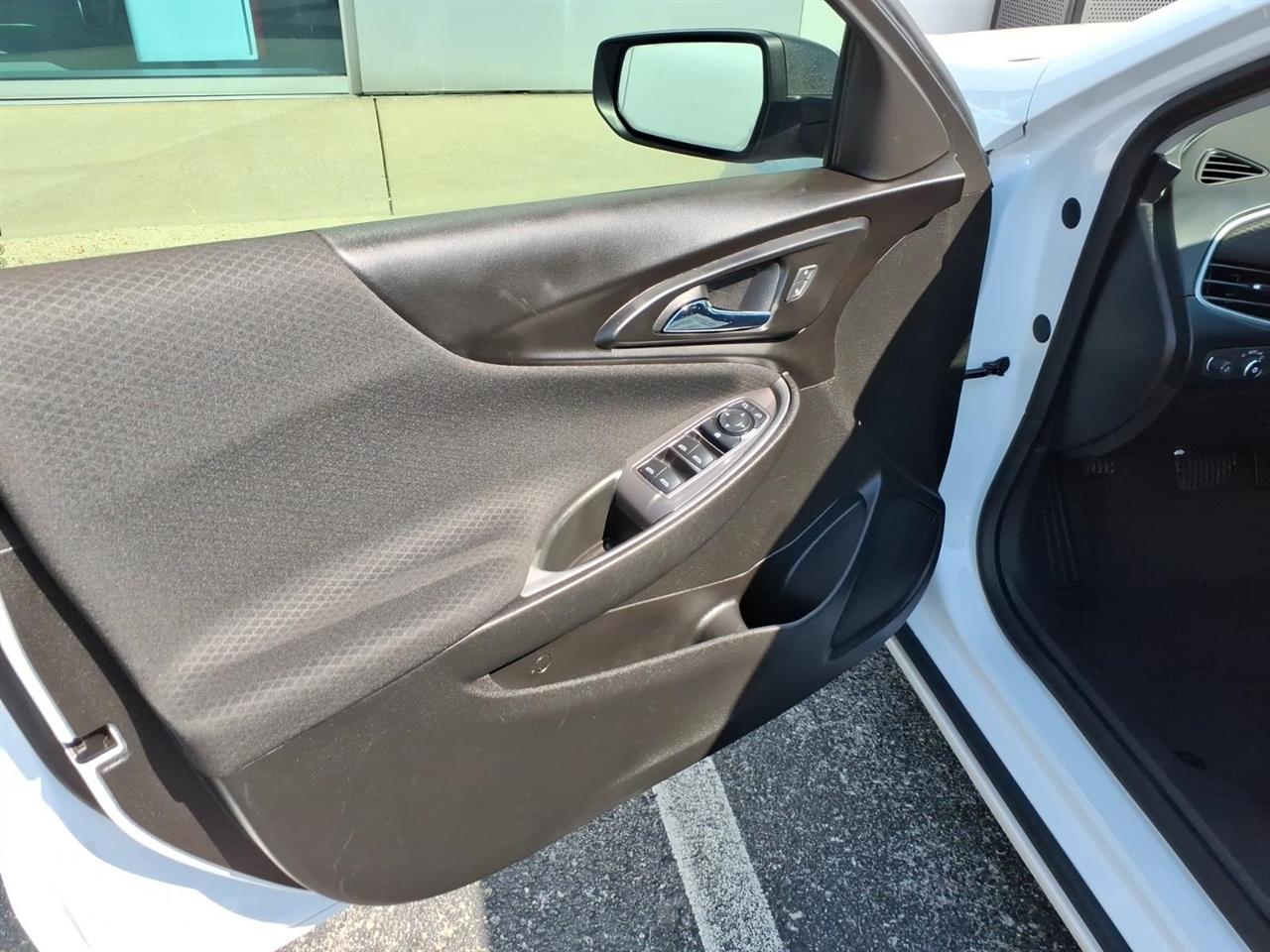 Chevrolet Malibu  2018