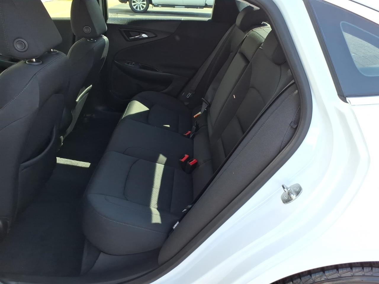 Chevrolet Malibu  2018