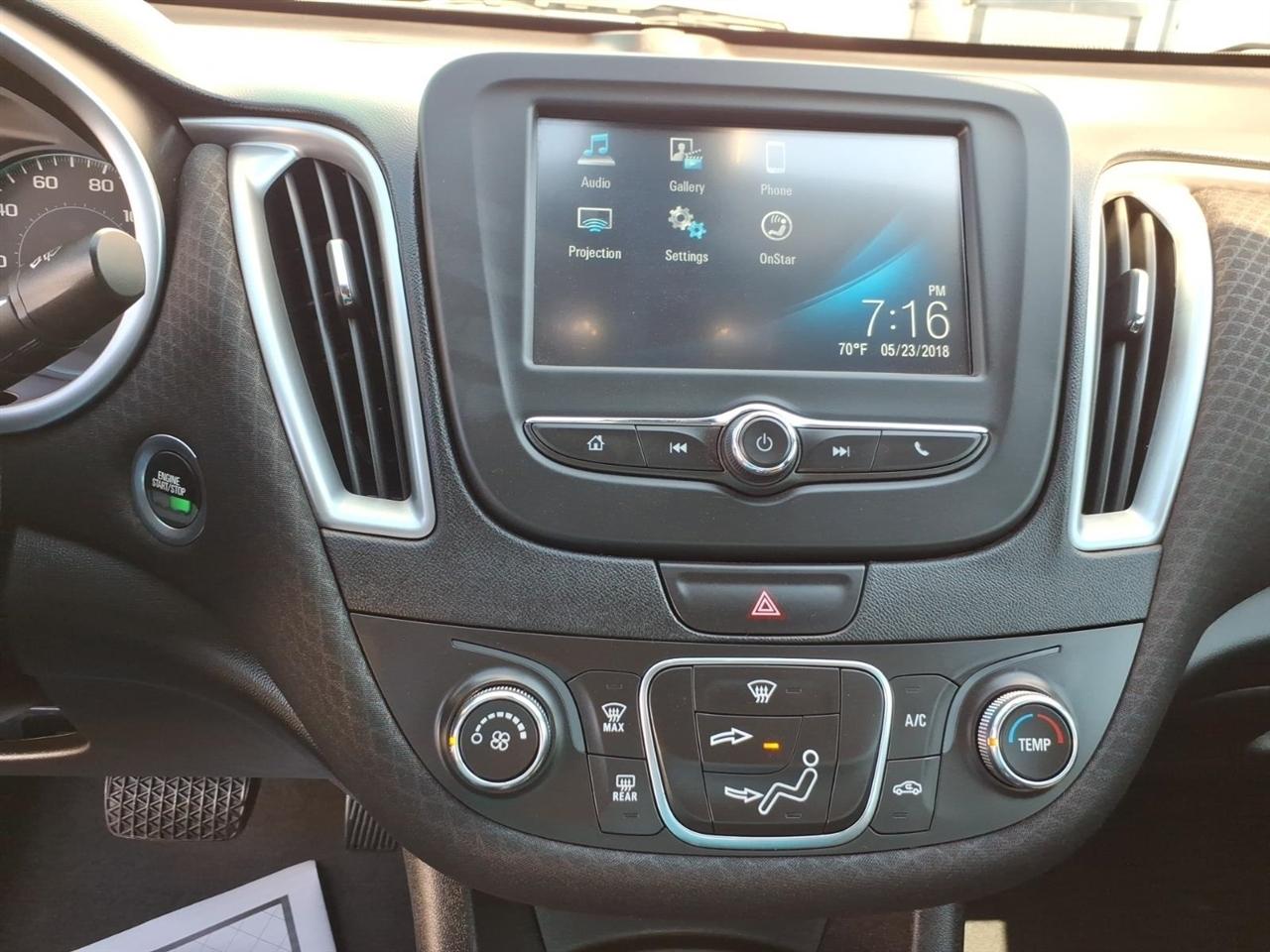 Chevrolet Malibu  2018