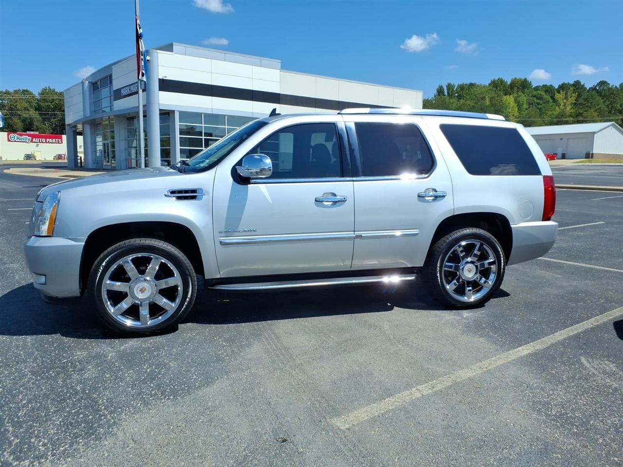 Cadillac Escalade  2014