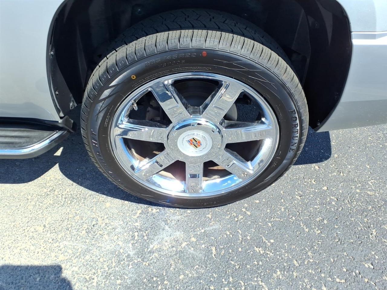 Cadillac Escalade  2014