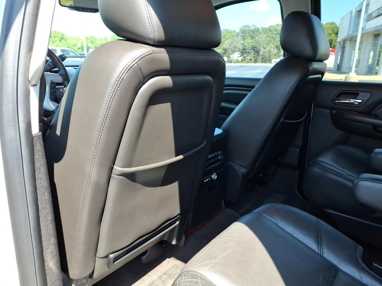 Cadillac Escalade  2014