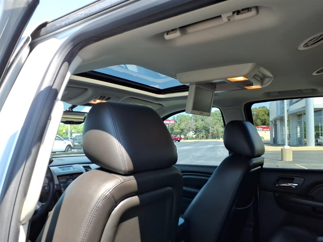 Cadillac Escalade  2014