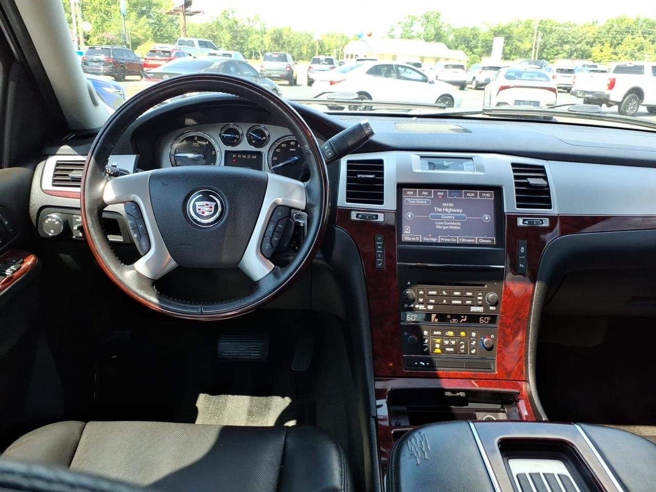 Cadillac Escalade  2014