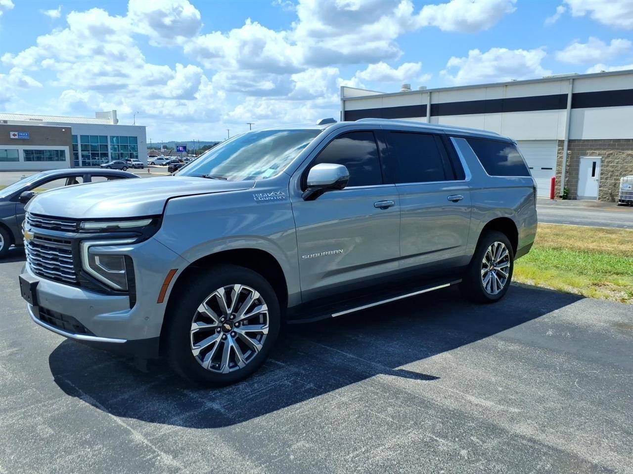 Chevrolet Suburban  2025