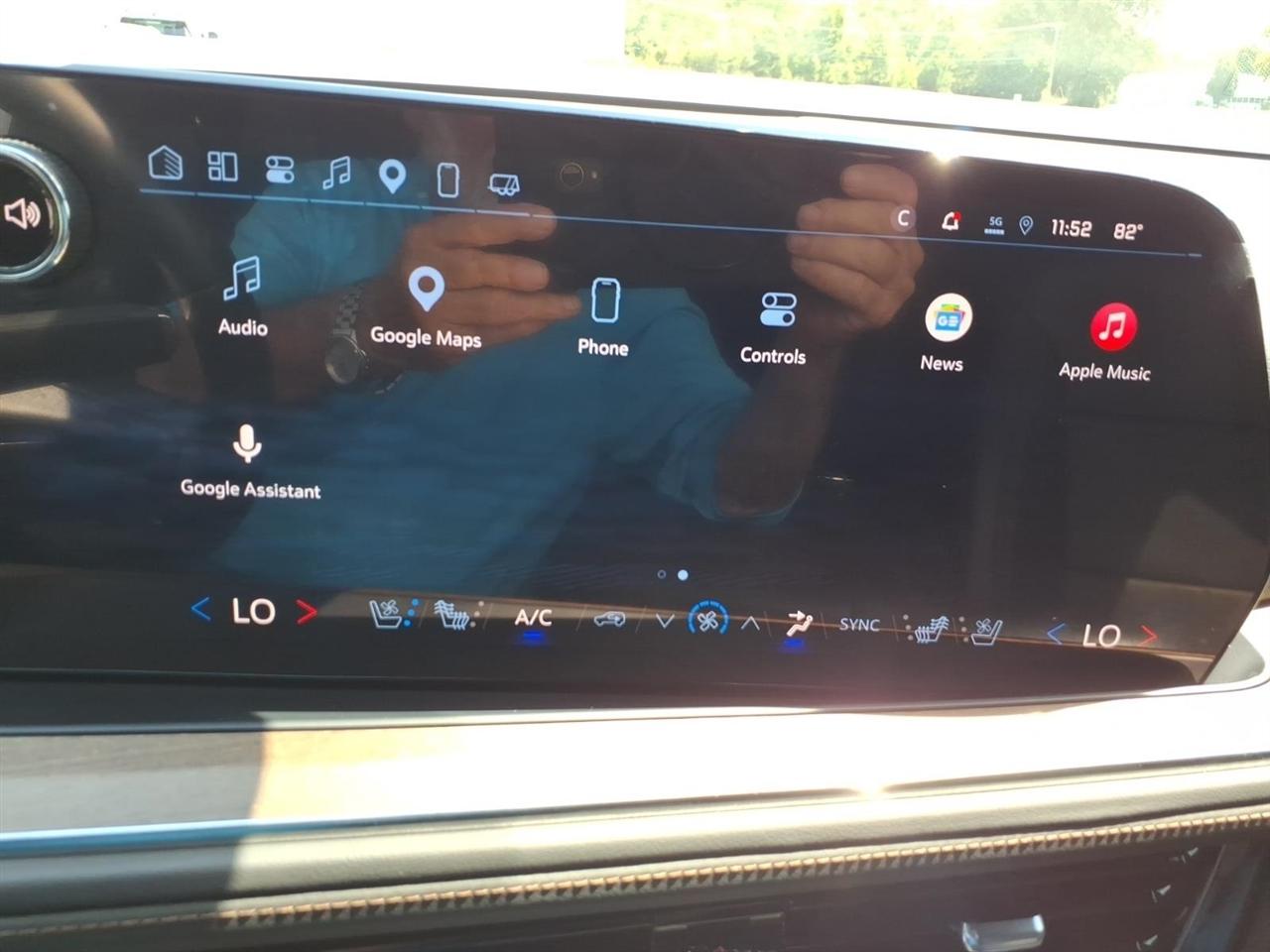 Chevrolet Suburban  2025