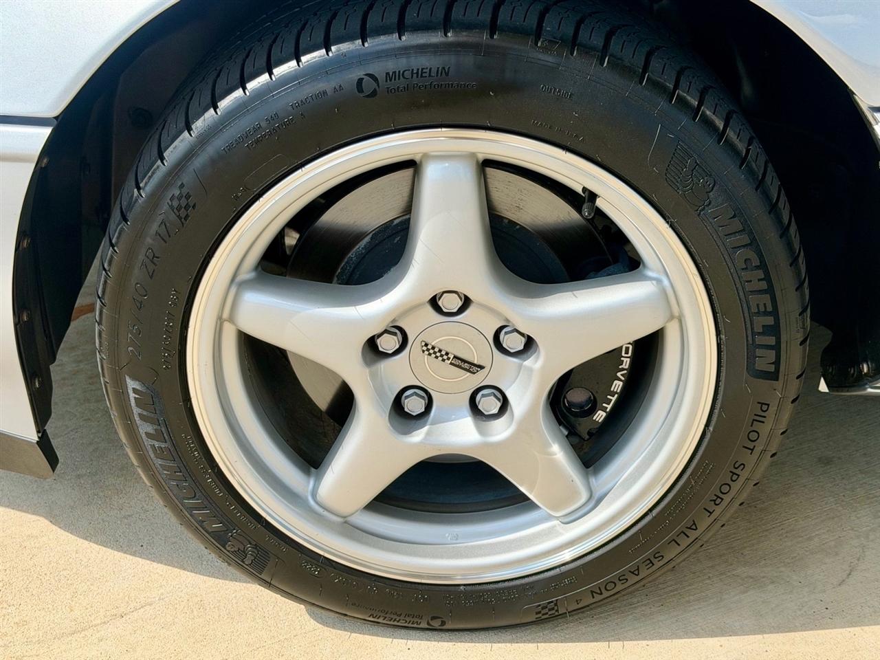Chevrolet Corvette  1996