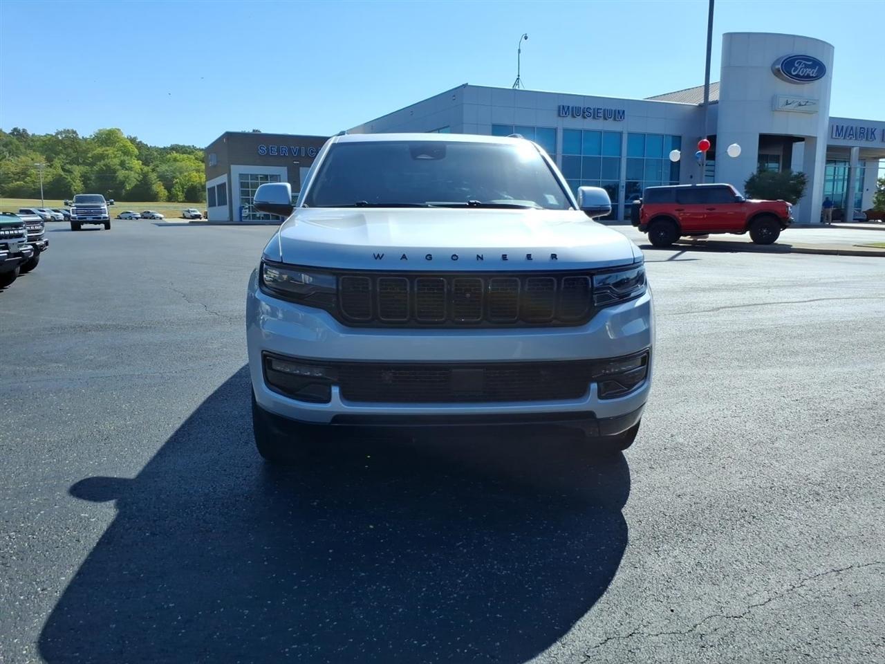 Jeep Wagoneer  2022