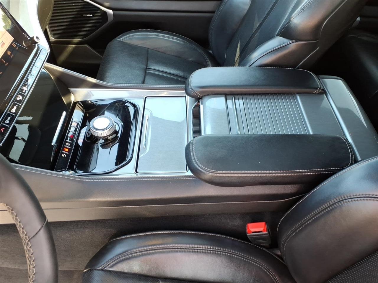 Jeep Wagoneer  2022