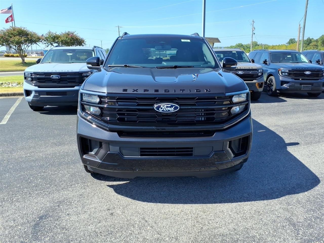 Ford Expedition  2027