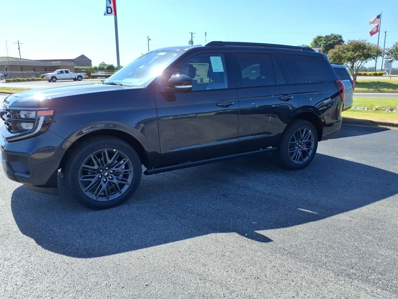 Ford Expedition  2027