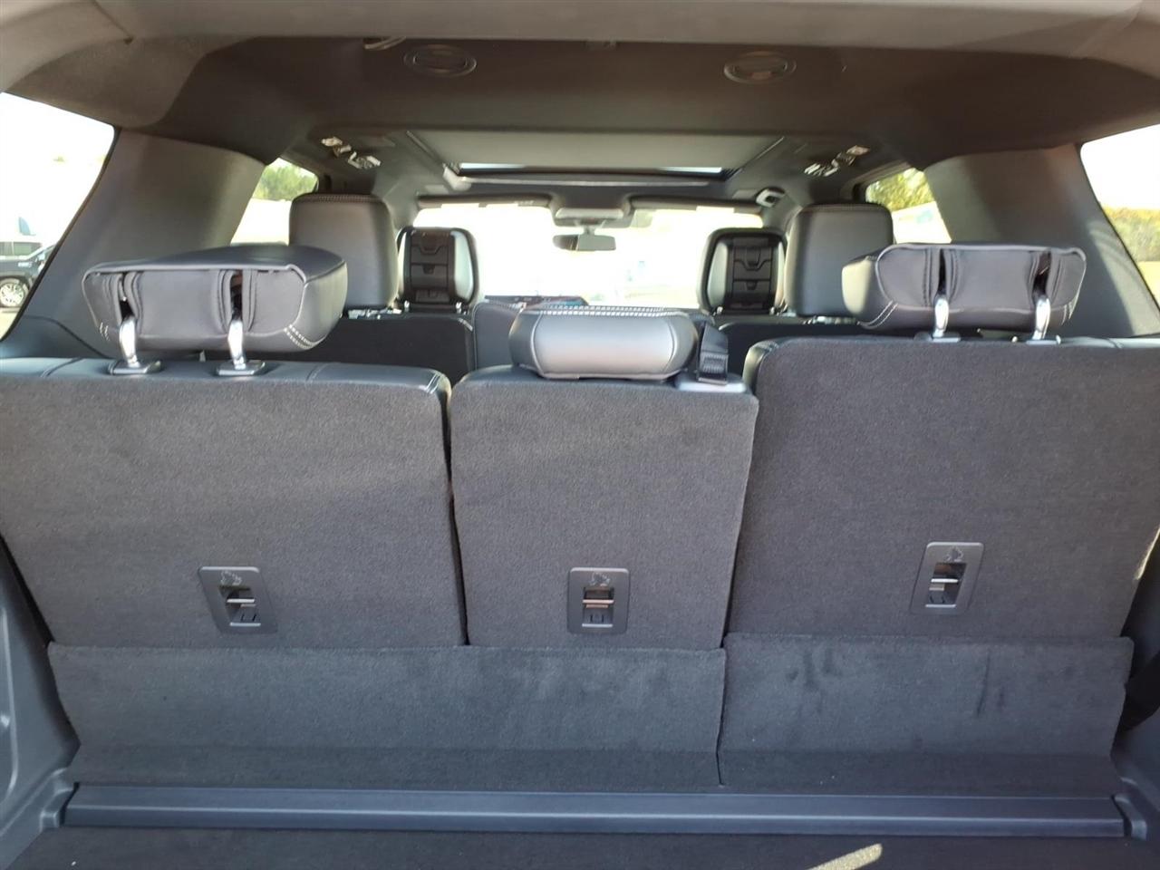 Ford Expedition  2027