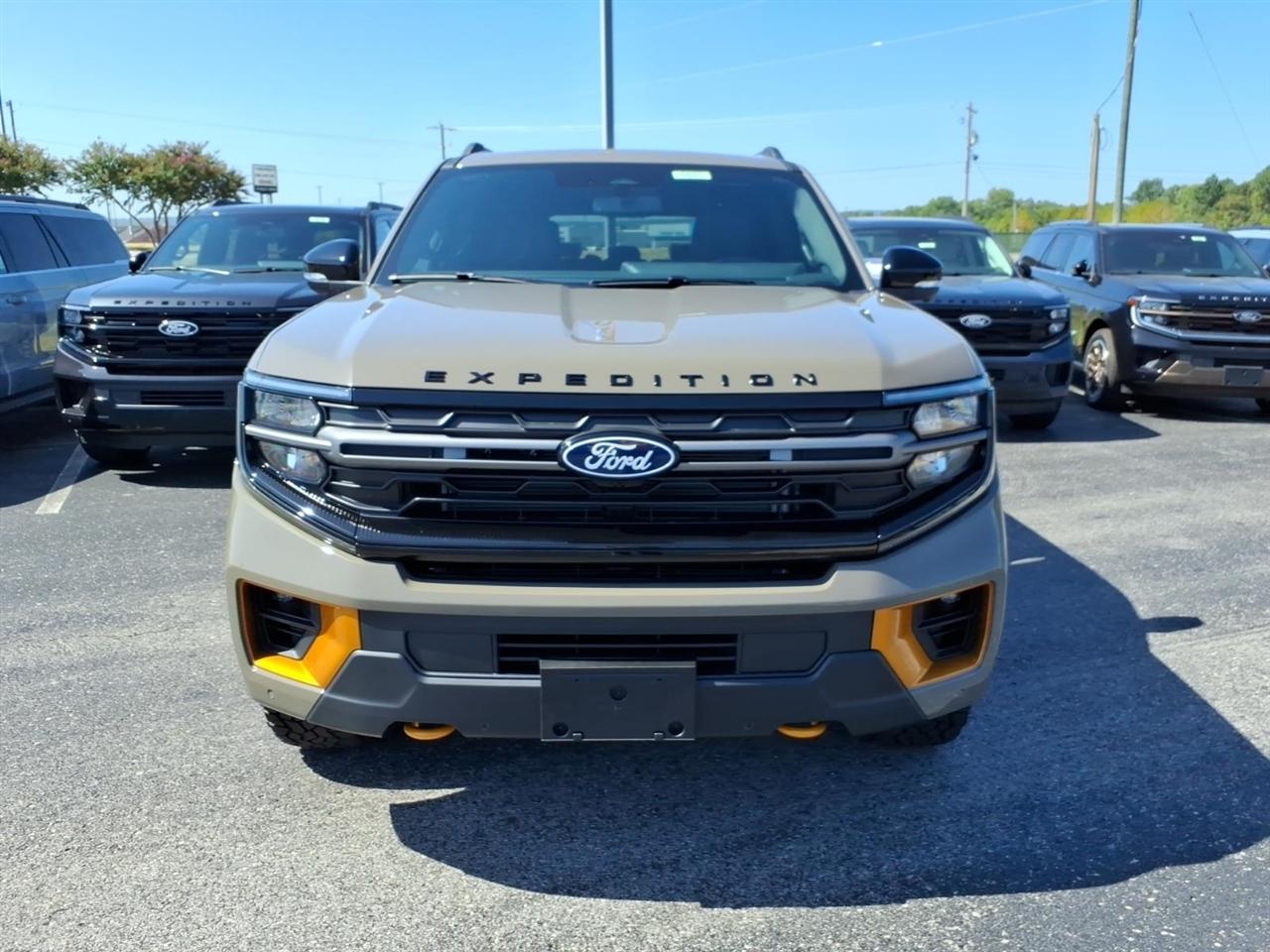 Ford Expedition  2027
