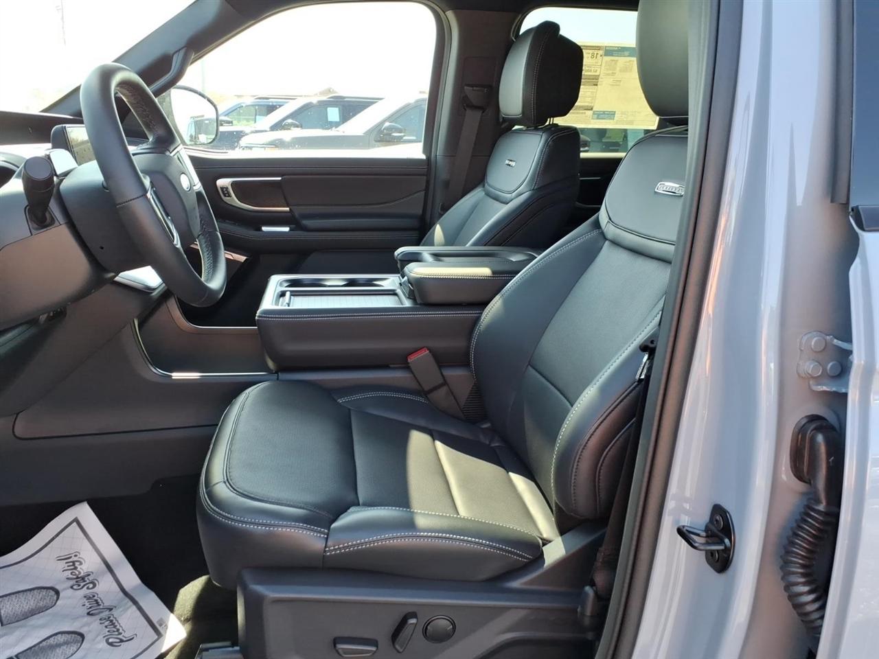 Ford Expedition  2027