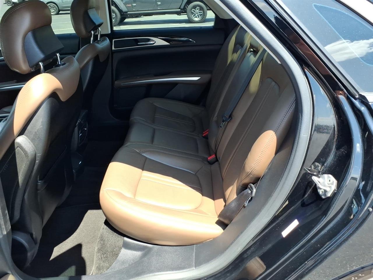 Lincoln MKZ  2016