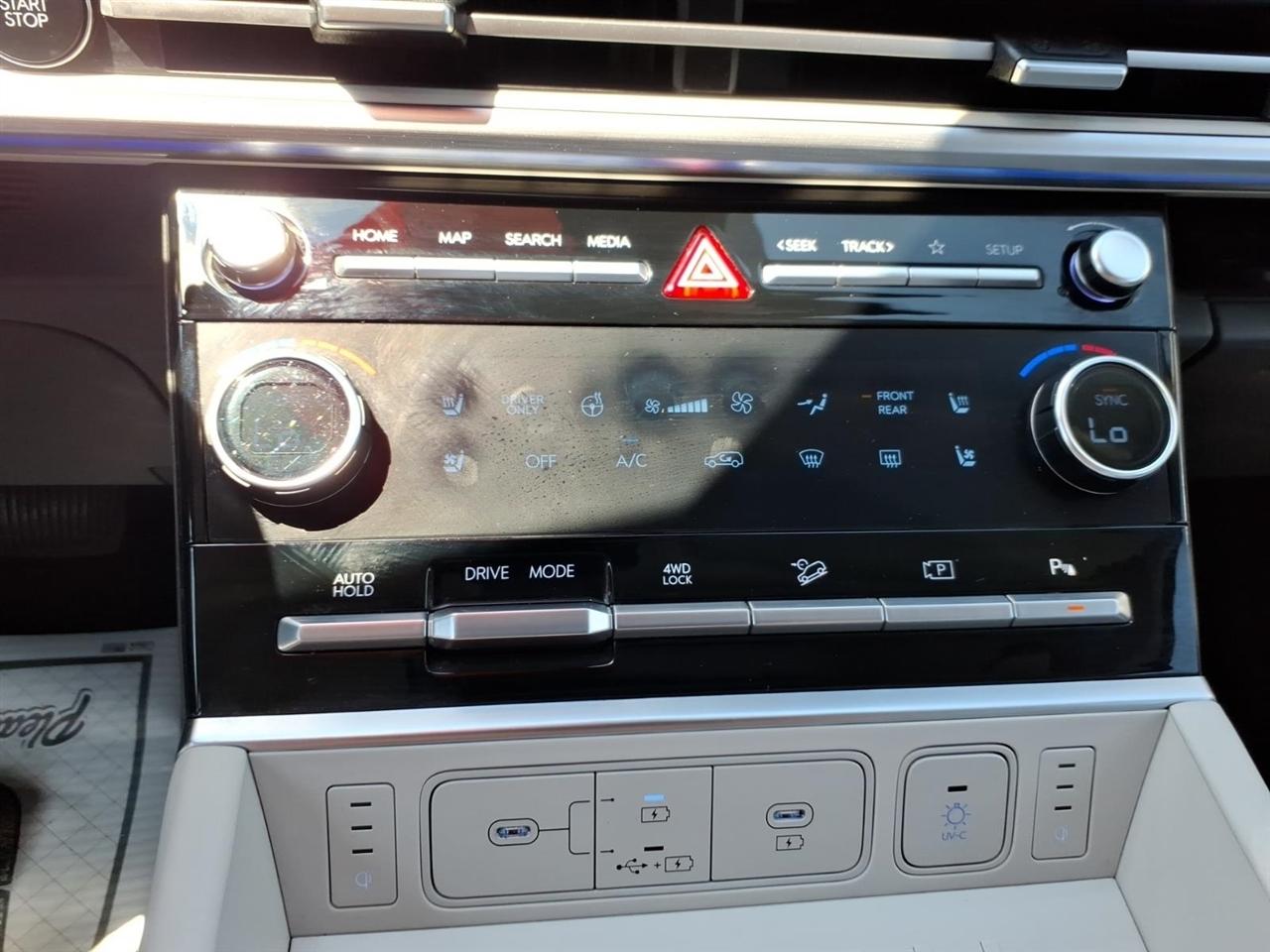 Hyundai Santa Fe Hybrid  2025