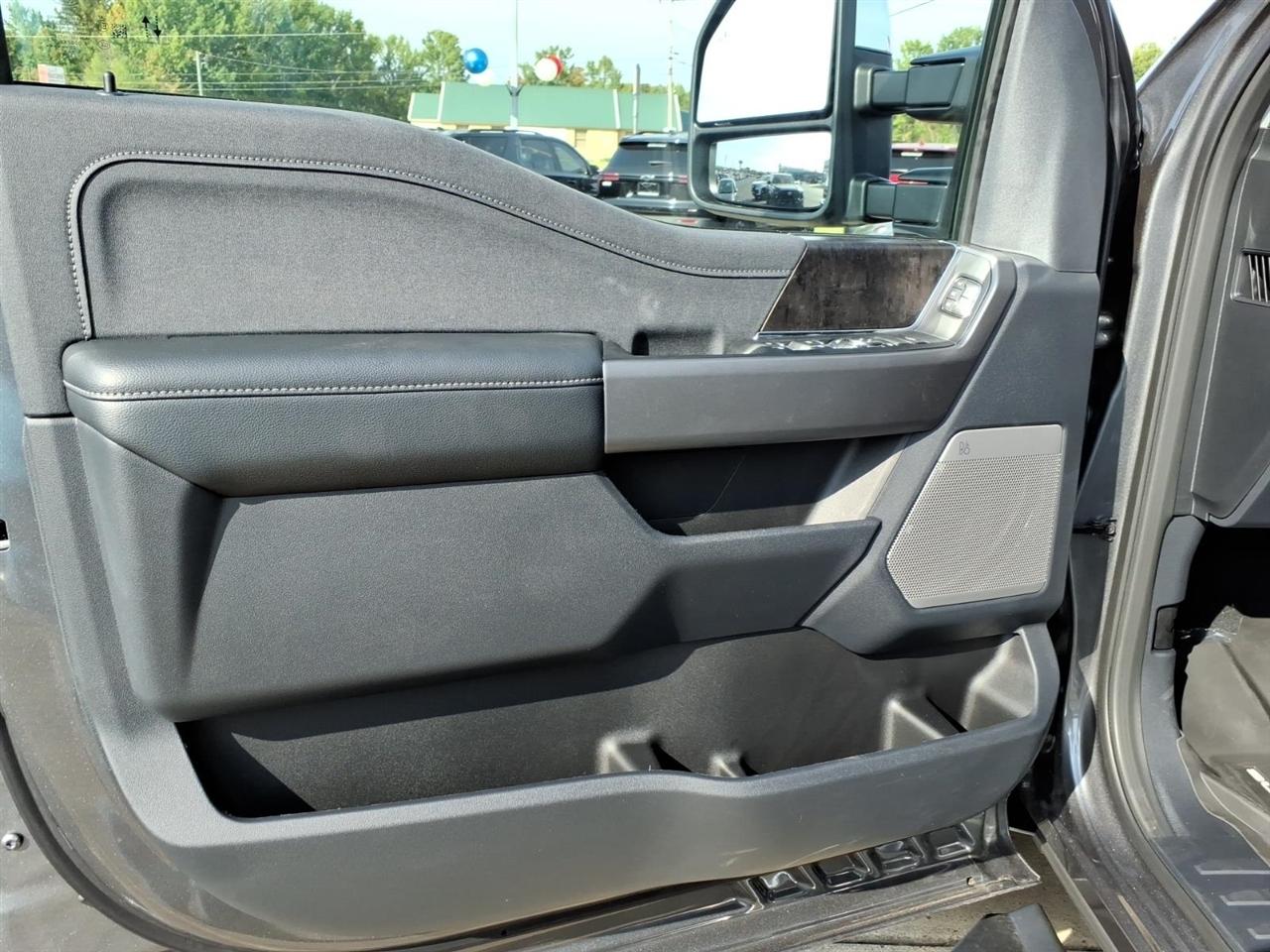 Ford Super Duty F-350 DRW  2026