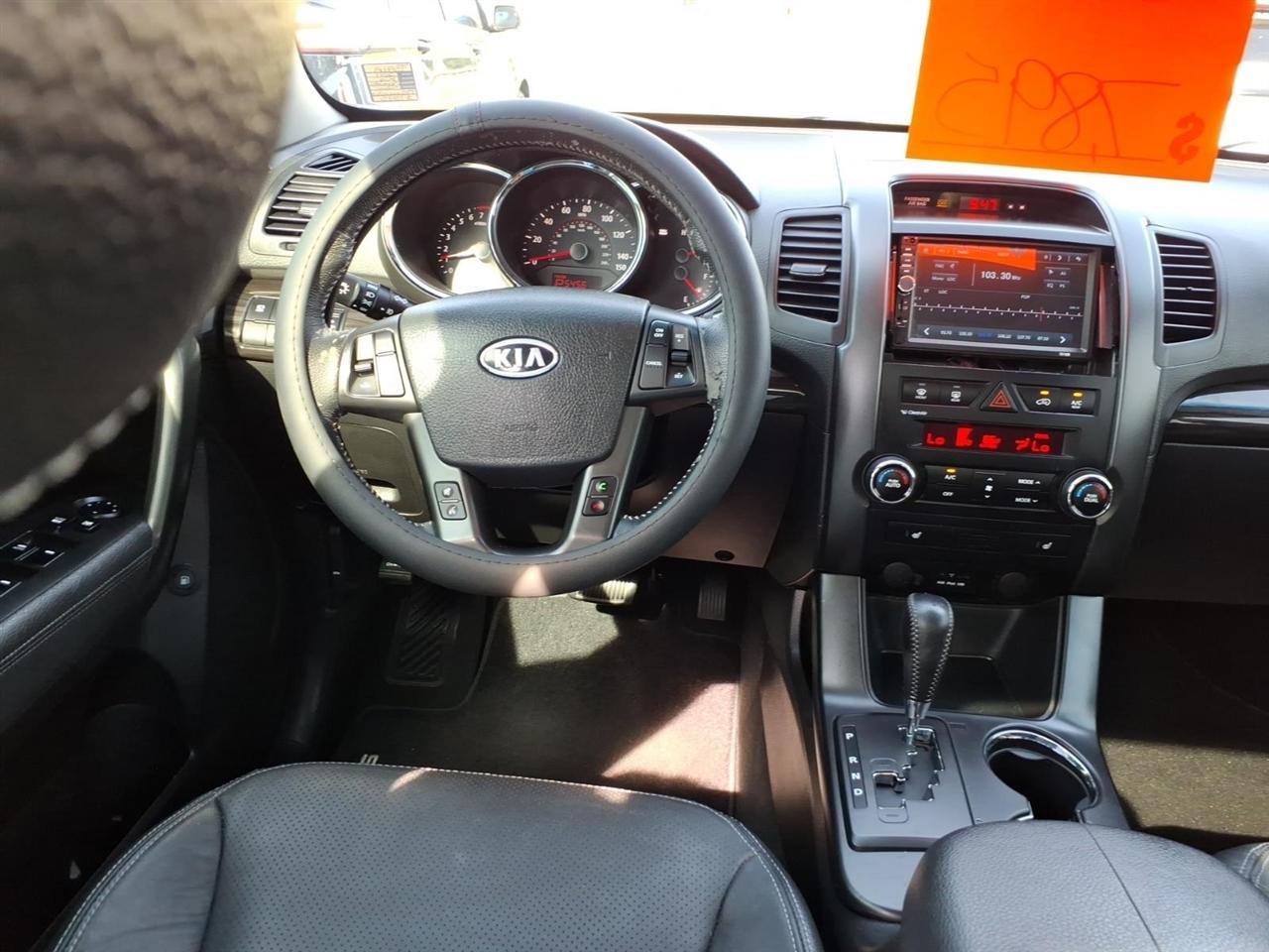 Kia Sorento  2011