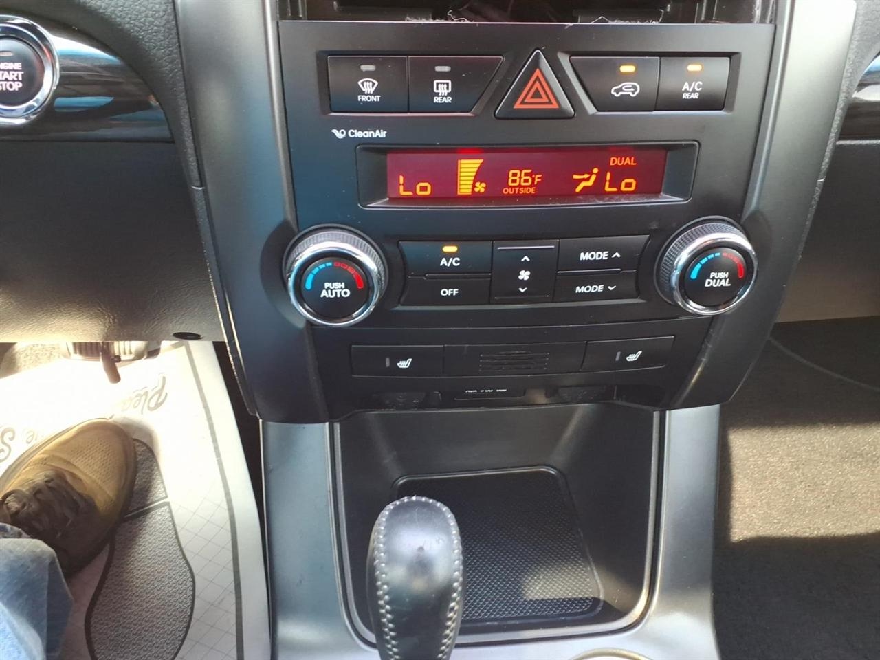Kia Sorento  2011