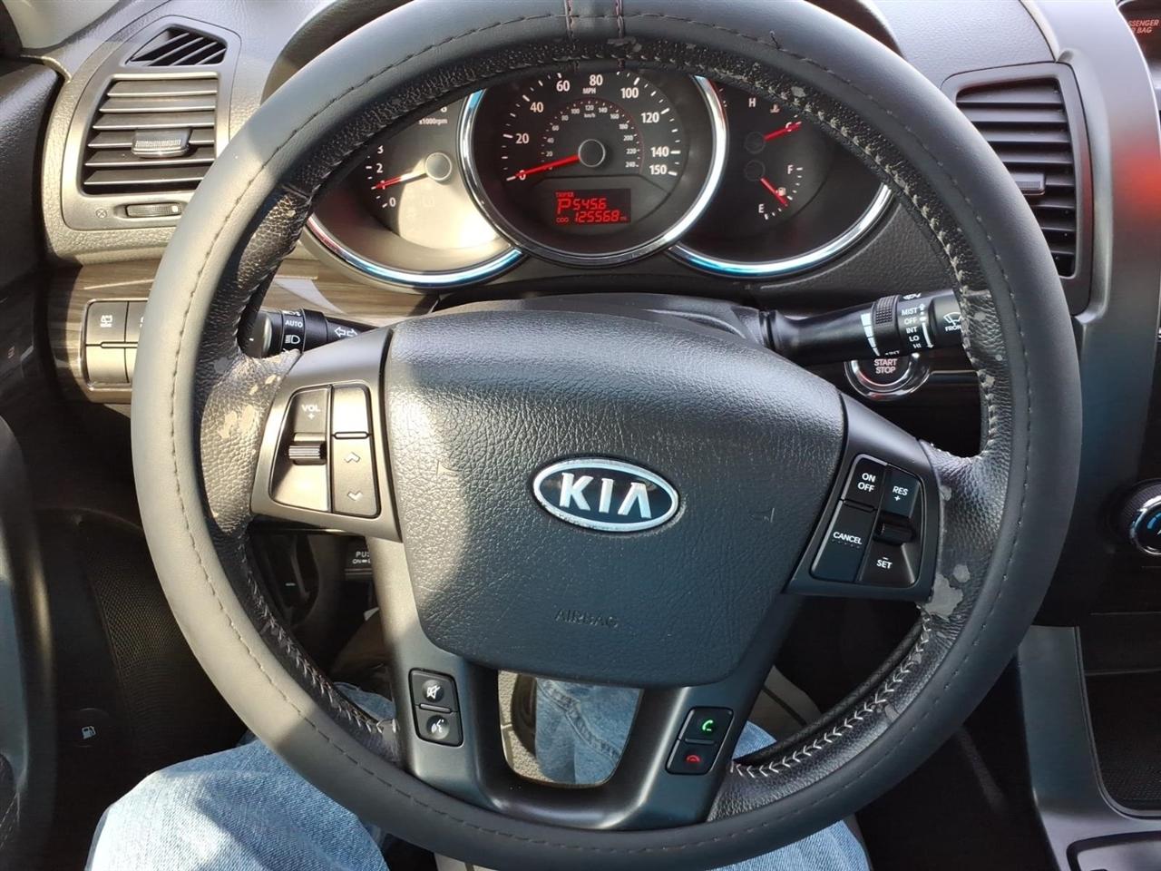 Kia Sorento  2011