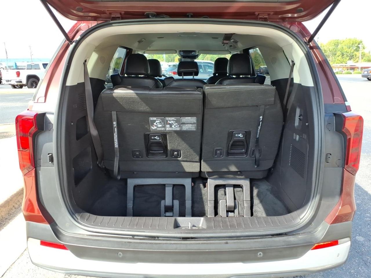 Kia Carnival Hybrid  2025
