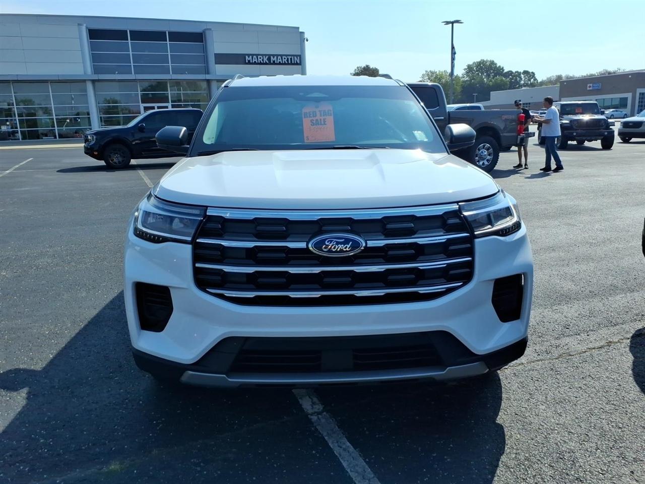 Ford Explorer  2025