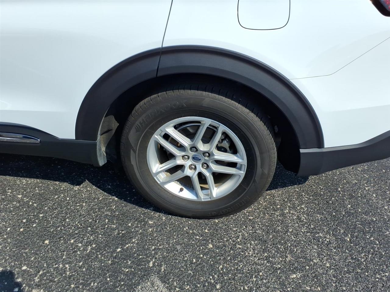 Ford Explorer  2025