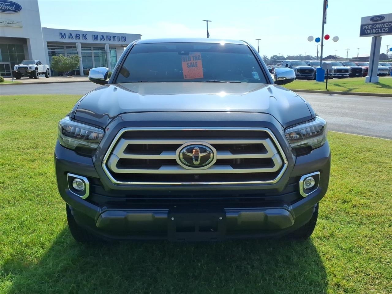 Toyota Tacoma 4WD  2021