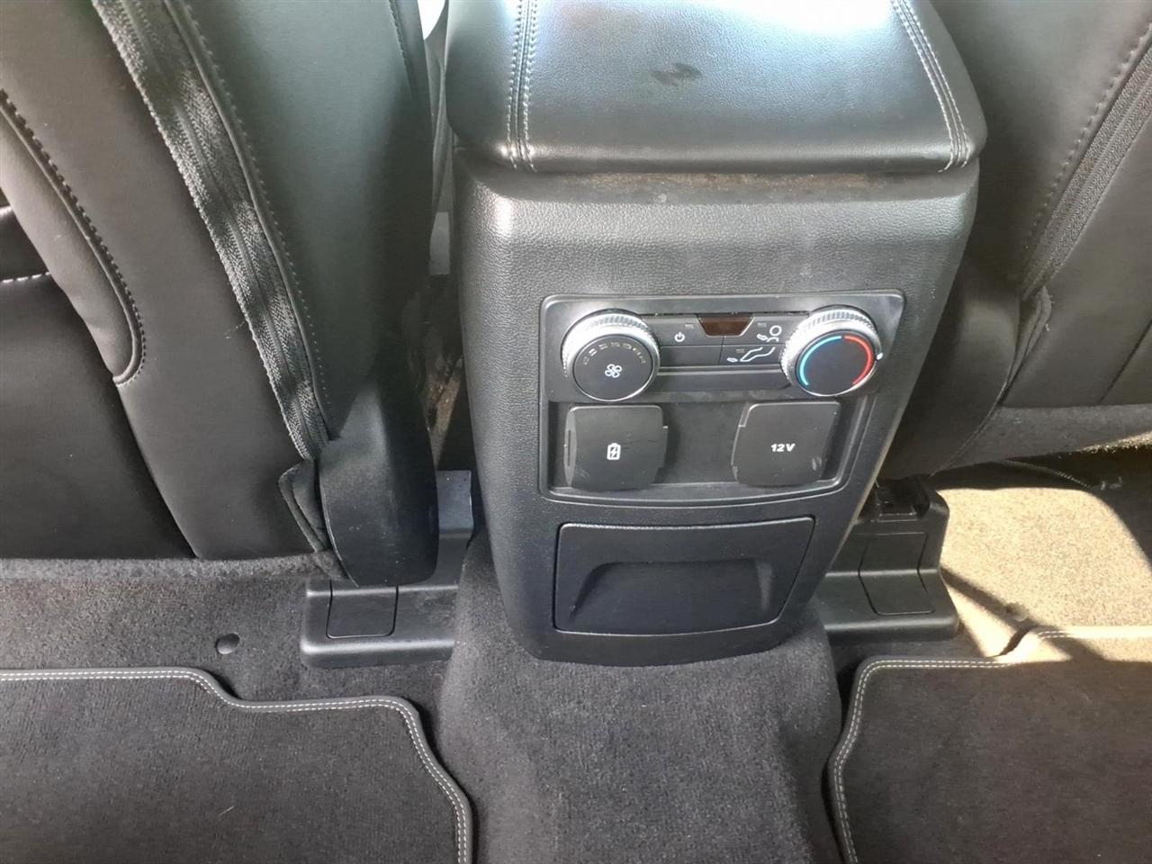 Ford Explorer  2022