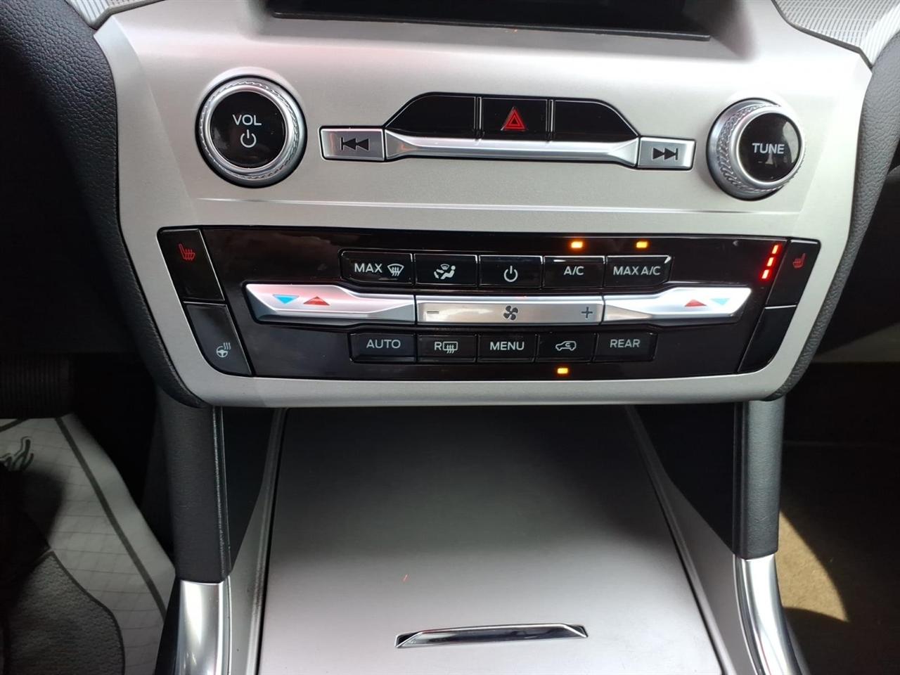 Ford Explorer  2022