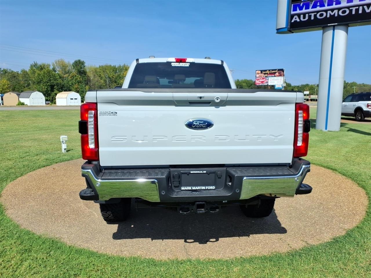 Ford Super Duty F-350 SRW  2026