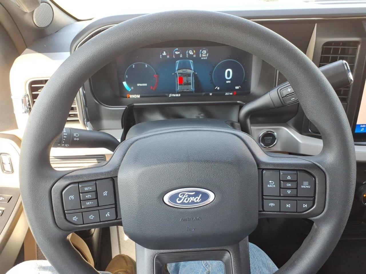 Ford Super Duty F-350 SRW  2026