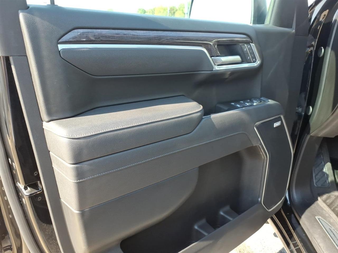 Chevrolet Silverado 1500  2025