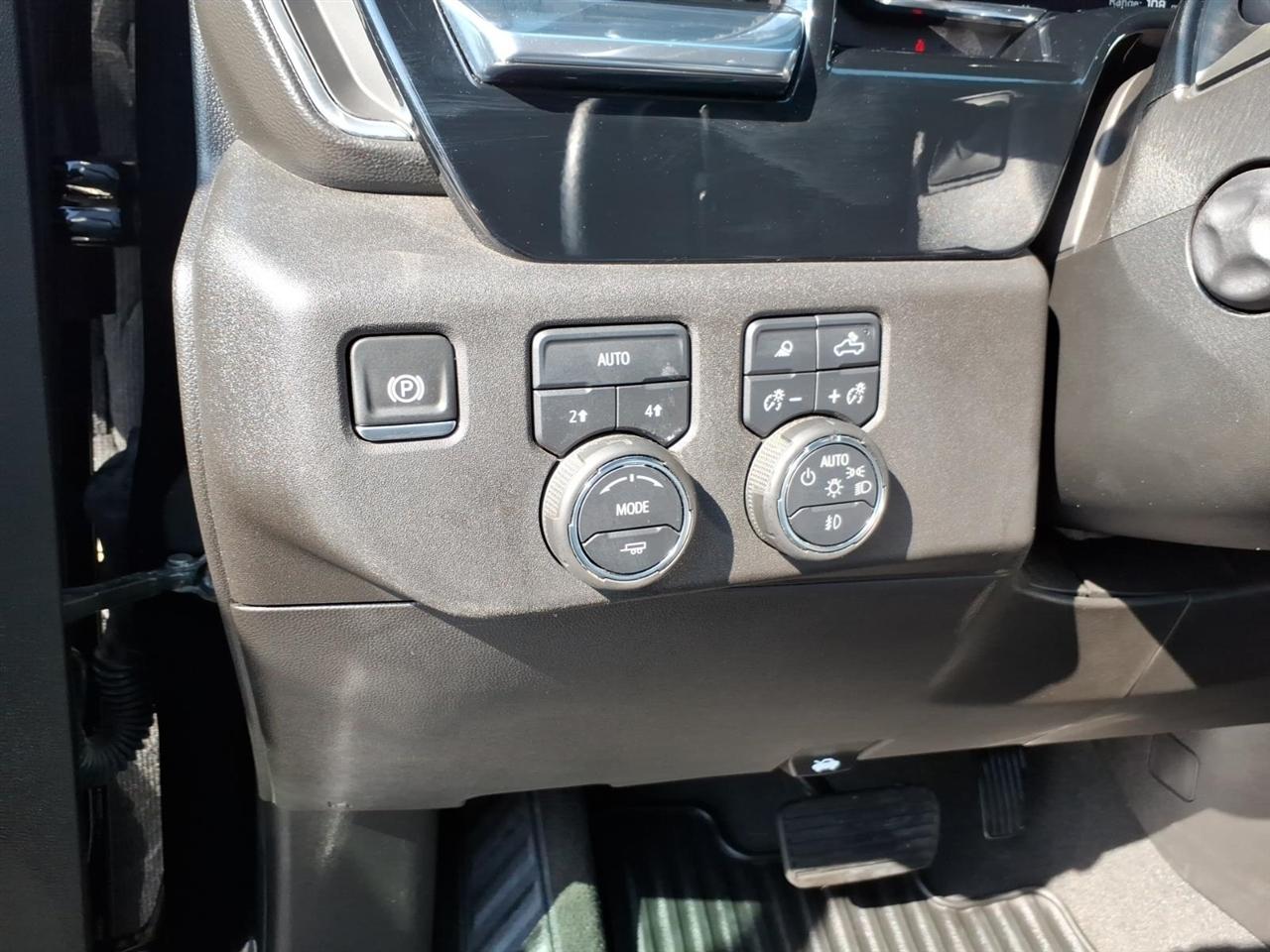 Chevrolet Silverado 1500  2025