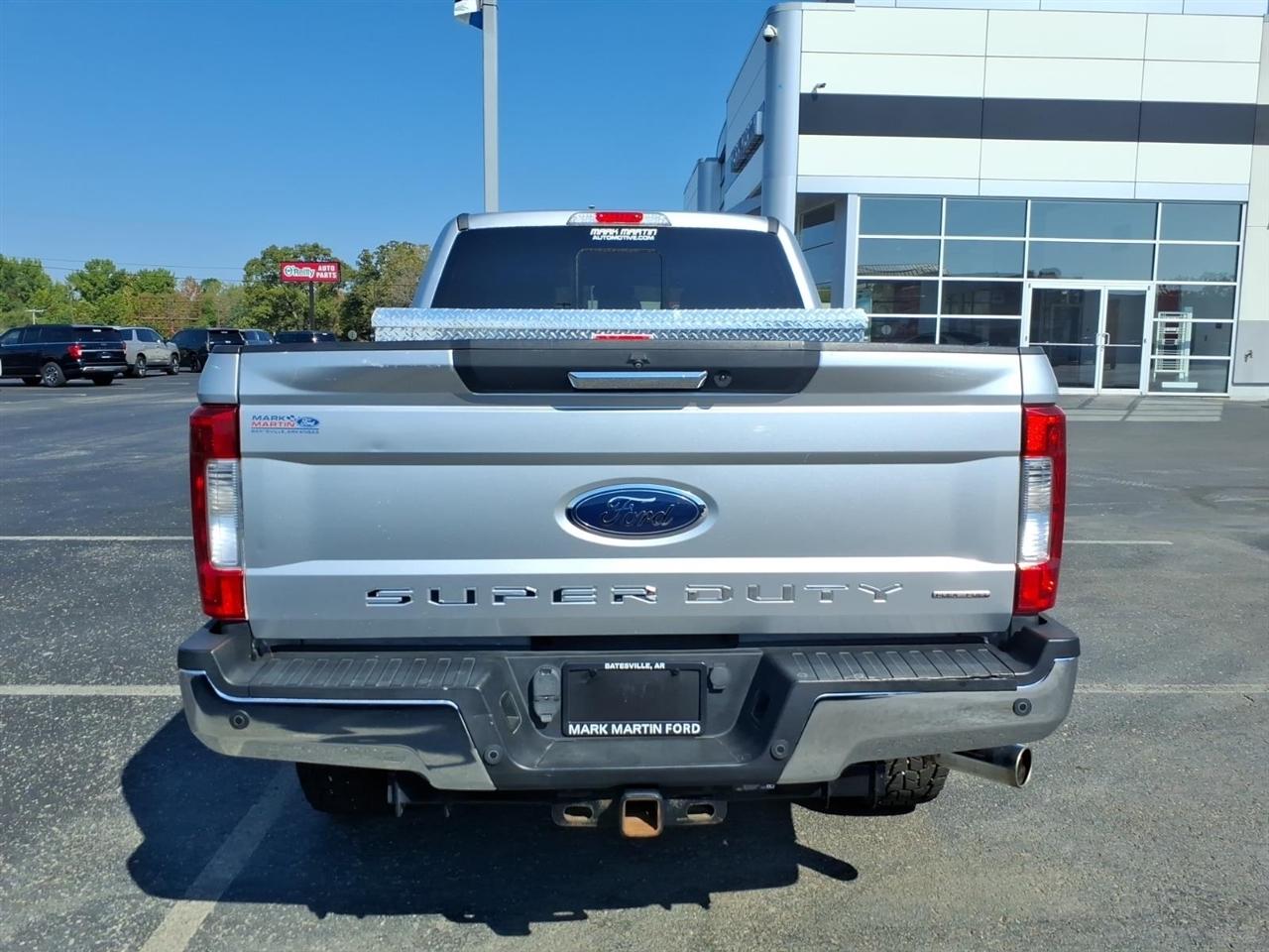 Ford Super Duty F-250 SRW  2017