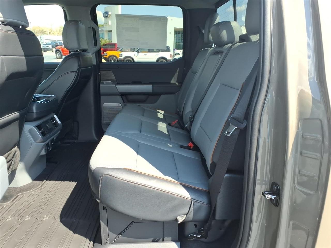 Ford F-150  2026