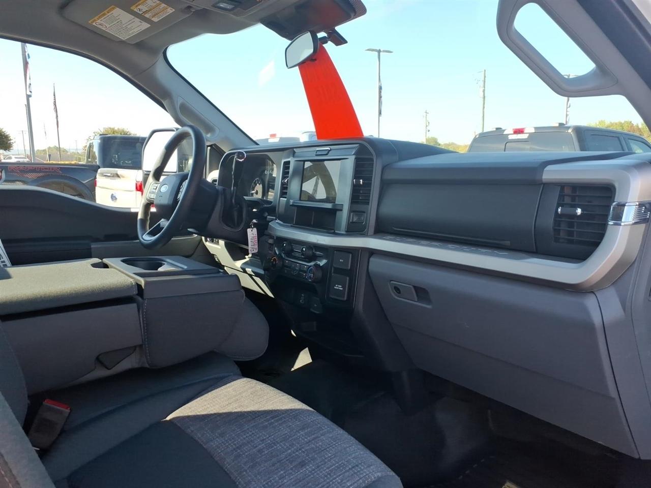 Ford Super Duty F-350 SRW  2026