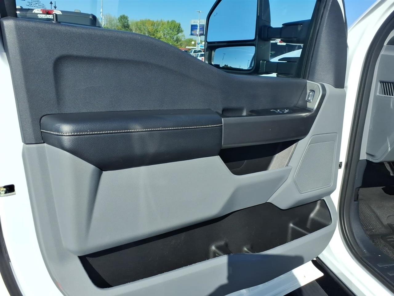 Ford Super Duty F-350 SRW  2026