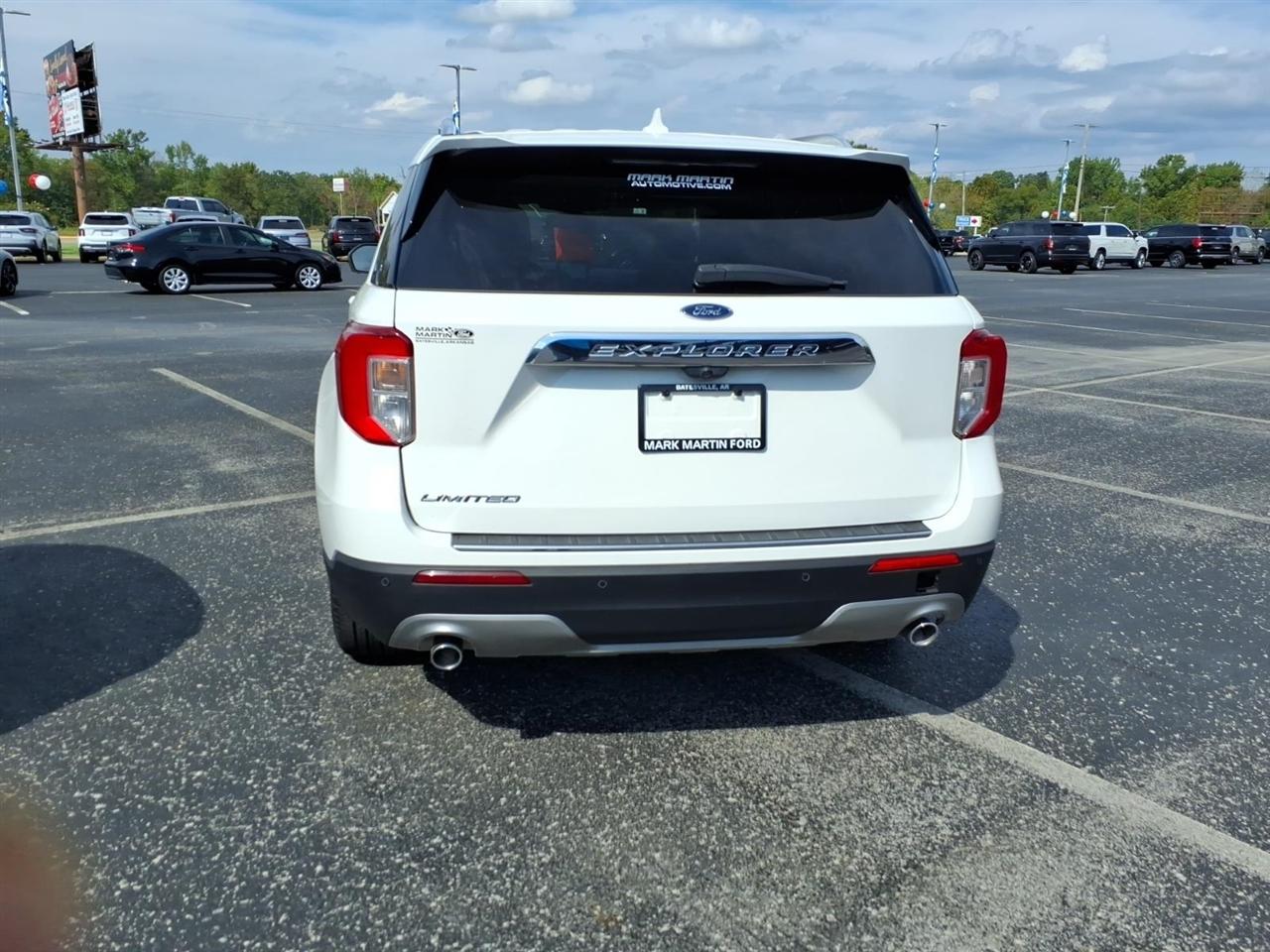 Ford Explorer  2023