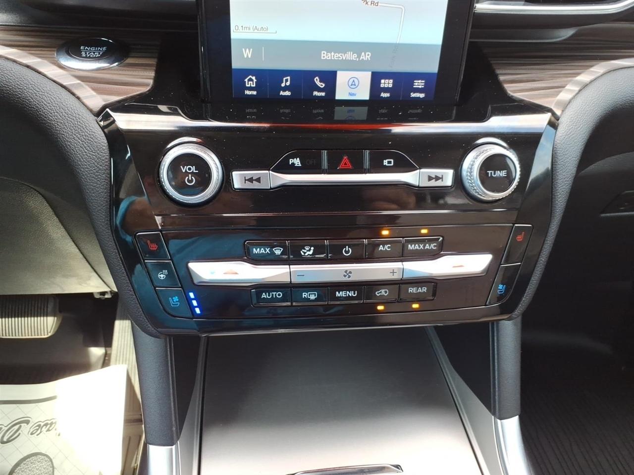 Ford Explorer  2023